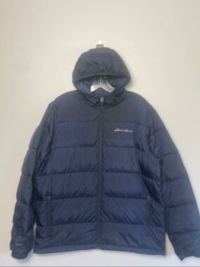 Eddie Bauer EB650 Men’s Navy Down Jacket Size Large